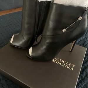 Badgley Mischka peep toe booties
